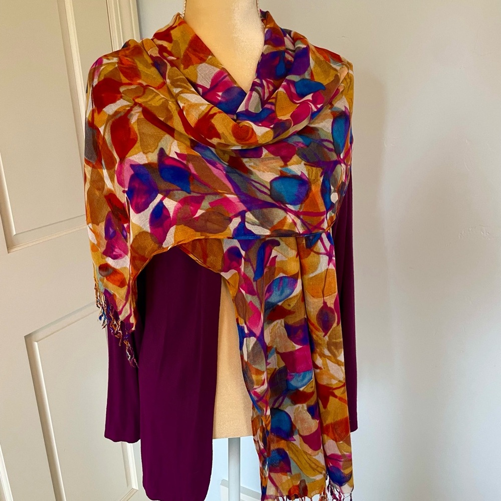 Colorful Leaf Pattern Over-sized Scarf - Picture 3 of 3
